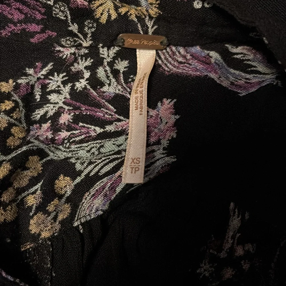 Price is firm FREE PEOPLE Metallic Bloom Button Down Top Size XS